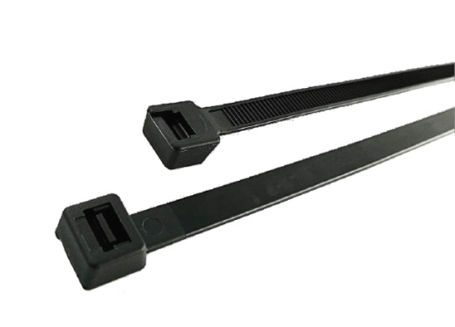 Plastic fastener for fast cable fixation